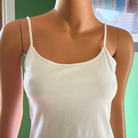 🪷🪷EUC Sonoma Women’s White Spaghetti Strap Camisole Top🪷🪷 - Picture 3 of 11